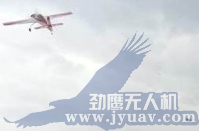 昆明劲鹰(yīng)无人机航拍(pāi)航测遥(yáo)感拉(lā)着软连接的负(fù)载(zǎi)